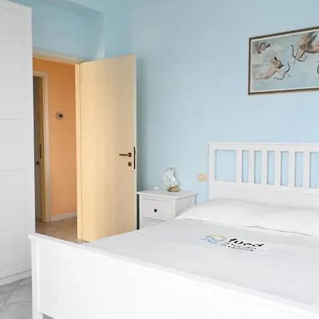 Daire M446 - Marcelli, Trilocale In Con Piscina Marcelli