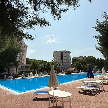 M446 - Marcelli, Trilocale In Con Piscina Apartment Marcelli
