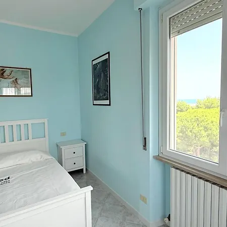 M446 - Marcelli, Trilocale In Con Piscina